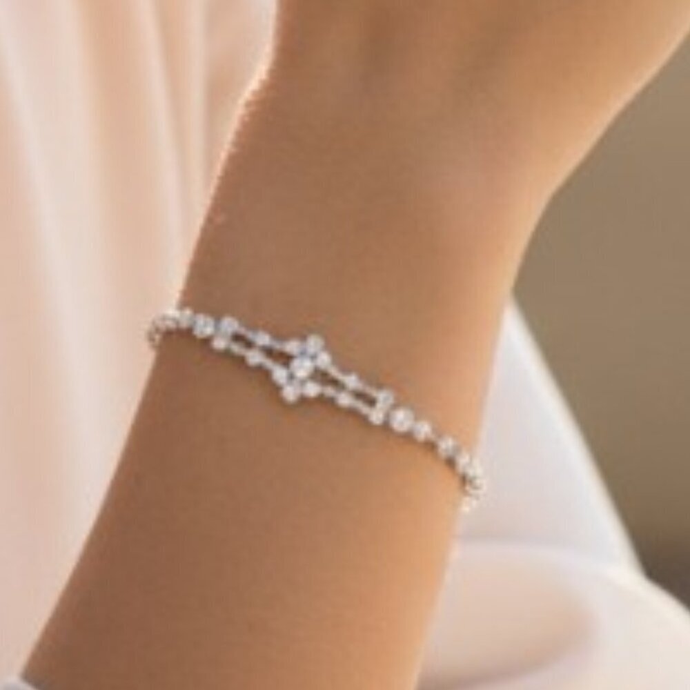 Silver Tone Brilliant Shine Crystal Necklace Earrings and Bracelet Set - Picture 2 of 5